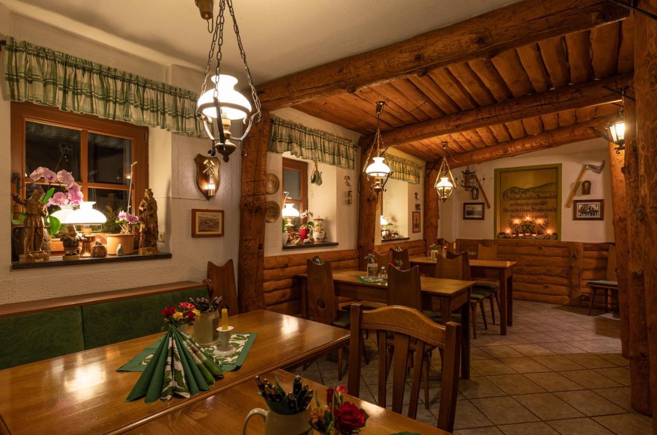 Pension Und Gaststaette Zur Knappenschaenke Thermalbad Wiesenbad Buitenkant foto